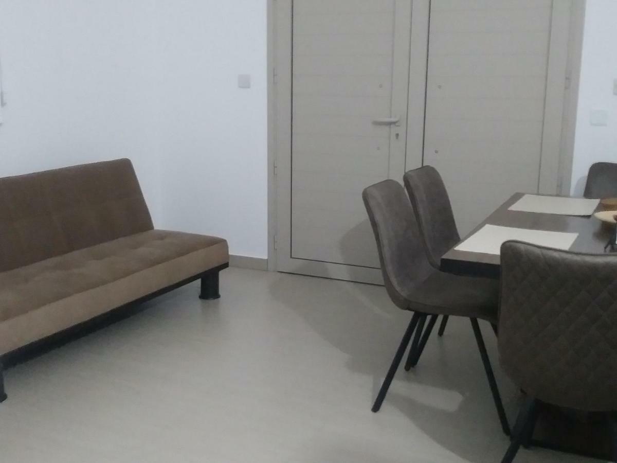 Argaka Palm Tree Apts Eksteriør billede